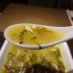 中国大明 火鍋城 天神食府 - あっさりですが深みのあるピリ辛スープ