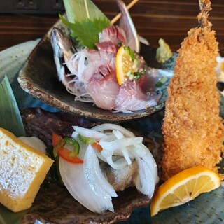 カフェキッチン カツタマ_1