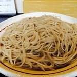 足立製麺所 - そばは割と細め♪