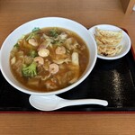 日高屋 - 料理写真:五目あんかけラーメン+3個餃子