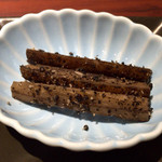 喜和美家 - H27.05.19 お通し三点盛り「たたき牛蒡」