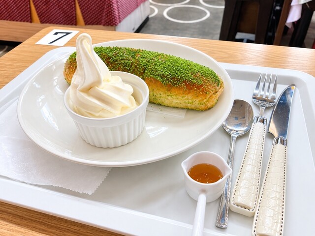 駄菓子や 昭和基地一丁目C57 - 新津/喫茶店 | 食べログ