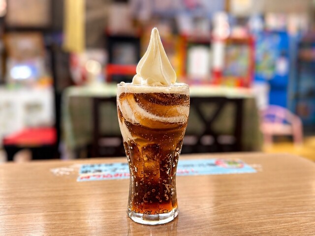 駄菓子や 昭和基地一丁目C57 - 新津/喫茶店 | 食べログ