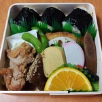 Musubi Musashi Shinkansen ten - 安艺饭团￥1,250。