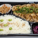リーベンハウス - 料理写真:Rieven House 東京日本橋タワー店 生姜焼き弁当 税込850円