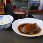 Yabuten - 金目鯛煮付け定食750円、ご飯は小に。