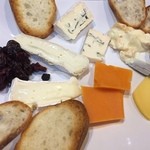 ビストロ バキュース - ２０１５・５月　フロマージュ盛り
