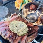 炭火ハンバーグ 肉焼き亭 - 国産和牛モモ炭火ステーキと牛タンシチュー