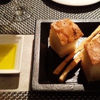 オステリア ブッビーノ - パン