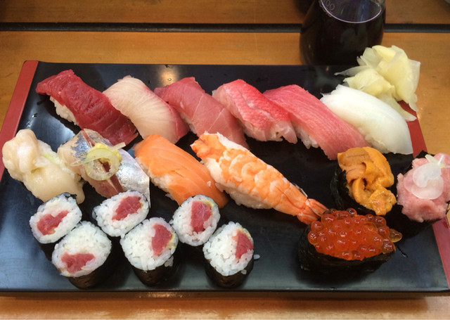 閉店 まぐろざんまい 築地 寿司 食べログ