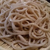 自家製粉石臼挽きうどん 青空blue 本店 - 粗挽きうどんざる＠青空blue（2015年4月21日）