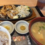 やよい軒 - 料理写真:
