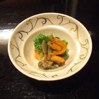 まとの - 筋蝦、赤貝、同肝、子持ち昆布、土筆、菜花の和え物。