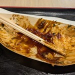 たこ風船 - 闘いの痕。ソースをどうにかぬぐっているw。汚くてスマソ