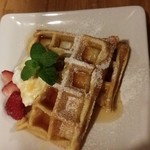 ホビスタ - セットのデザート(ワッフル)