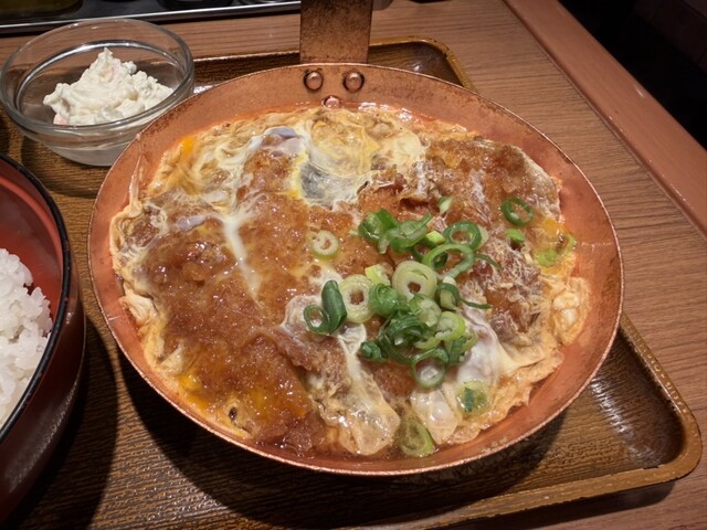 祭太鼓 大阪駅前第ニビル店 （まつりだいこ） - 北新地/かつ丼 | 食べログ