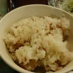 とんかつ一丁 - ご飯は赤米入りで。