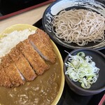ゆで太郎 - 料理写真:満腹カツカレーセット