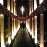 過門香 銀座本店 - 天井がタカス