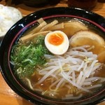 まぜそばさくら - 鶏ガラ醤油ラーメン 700円 (ご飯無料)