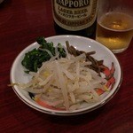 お通しナムル推定350円