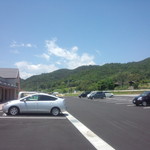 たかたのたまご - 駐車場も広いです(2015.05.21)