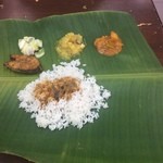 Restaurant Vazhai Elai - バナナリーフカレー