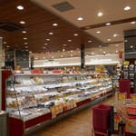 成城石井 - 店内