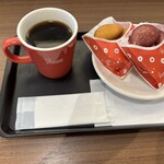 ミスタードーナツ - 料理写真:ブレンドコーヒー、さつまいもド プレーン、石焼き芋風
