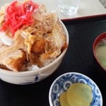 中川食堂 - 今日のカツ丼肉薄(T-T)