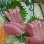 はなの舞 歌舞伎町ハイジア店 - 中トロのお刺身