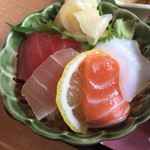 月の魚 新都心 - 海鮮ミニ丼