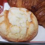 マンマ・ビスコッティーズ・ベーカリー - クッキークラストブレッド（￥230）