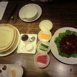 Empire City Roasted Duck  - 北京ダック　巻いて食べます