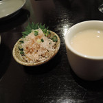 炭火焼酒亭ローリンストーン - おとおし