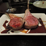 炭火焼酒亭ローリンストーン - 名物／豪州産骨付きラムロース