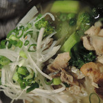 炭火焼酒亭ローリンストーン - 野菜たっぷりアラ煮（柚子味）　ズームアップ