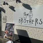 BISTRO BROTHERS - 