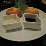 炭火焼酒亭ローリンストーン - 加藤さんの超カニクリームコロッケ