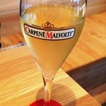 ピッツェリアベアトリーチェ - スパークリングワイン