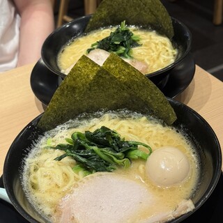 横浜家系ラーメン一蓮家_0