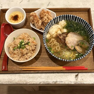 港食堂 ニュー浜や_0