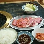 大平楽焼肉店 - 運転あるからビールは封印。ご飯で焼肉です(*^^*)