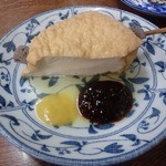 喜久屋 - おでん（厚揚げ：100円）辛子と味噌で！