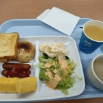 東横INN  - 料理写真:リンゴジュースはありがたい