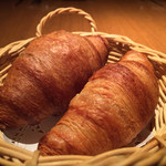 サロン・ド・シャンパーニュ ヴィオニス - クロワッサン