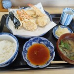 いもや - 料理写真:天ぷら定食　1100円に、ほたて　550円　追加
