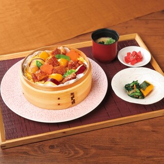 手作り料理と博多水炊き 桜庵_1