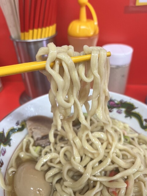 ラーメン二郎 沖縄店 （RAMEN JIRO OKINAWA） - 牧志/ラーメン | 食べログ