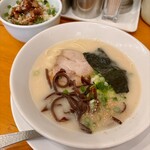 まるきんラーメン - 料理写真:まるきんラーメン